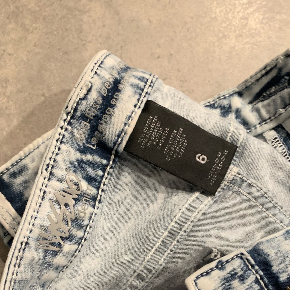 ACID WASHED JEGGINGS